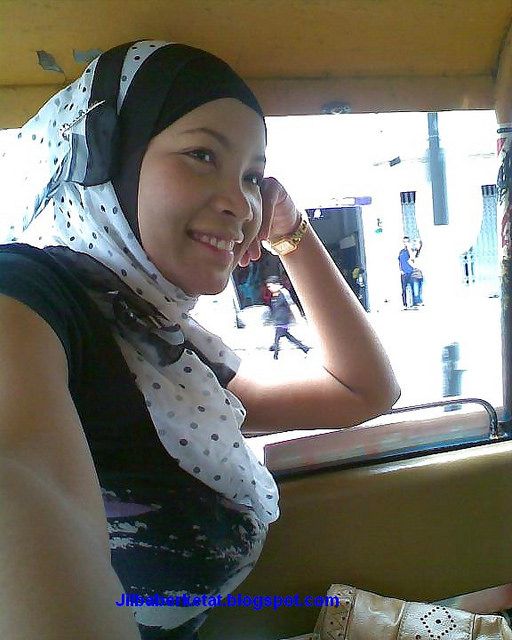 jilbab susu
