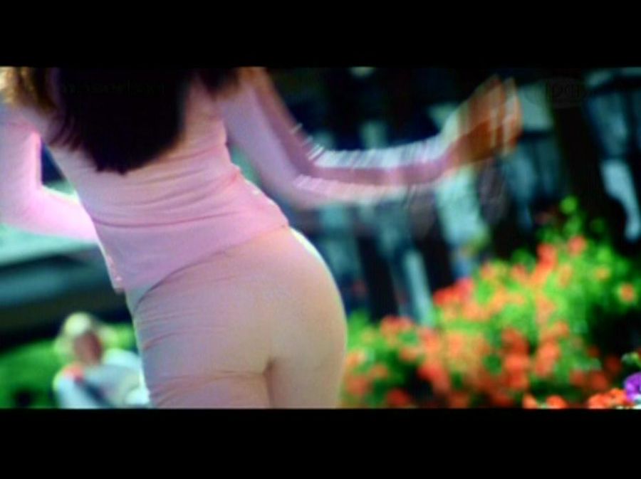 vidya balan ass