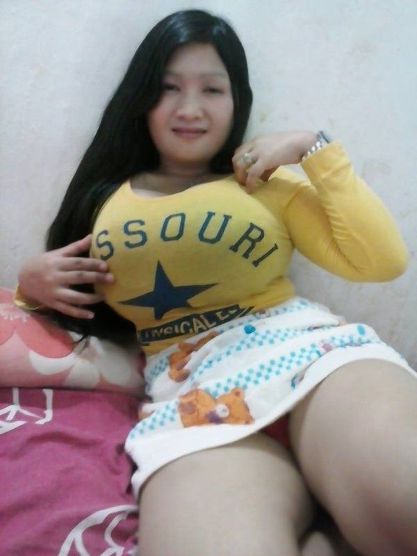 rina mulyani telanjang