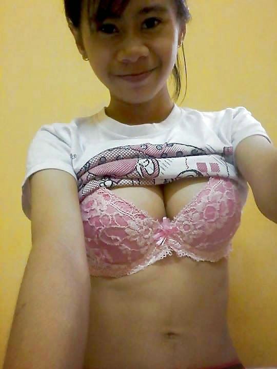cewek cantik putih mulus