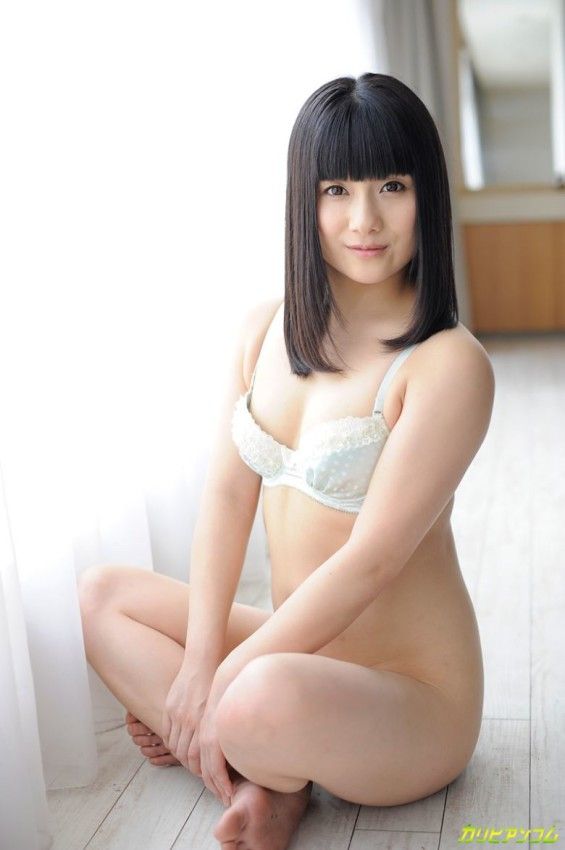 gadis cantik bugil