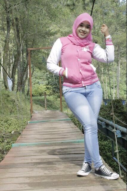 memek montok