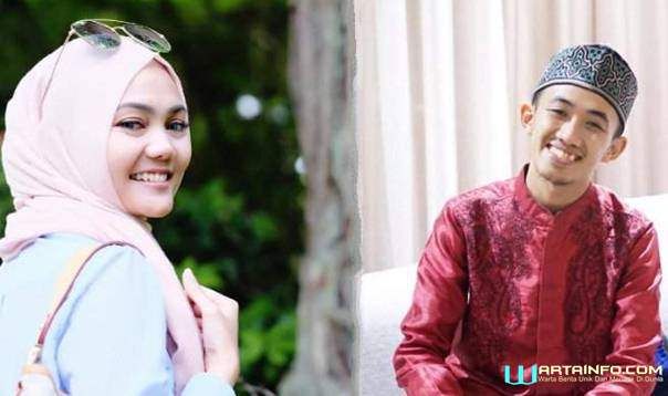 rina nose memakai hijab