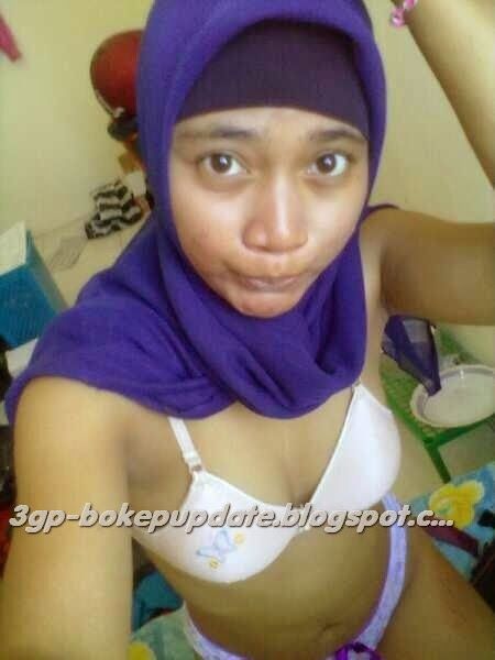 ngentot memek abg