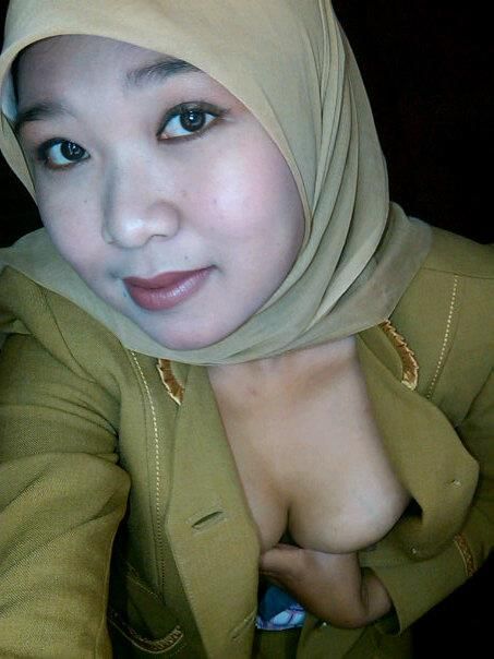 mahasiswi bugil