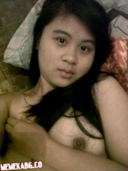 gadis jilbab toket gede