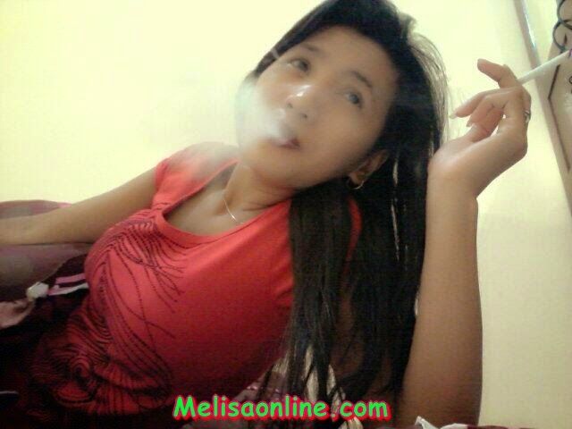 wanita kesepian