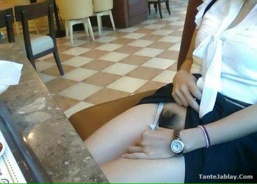 memek semok