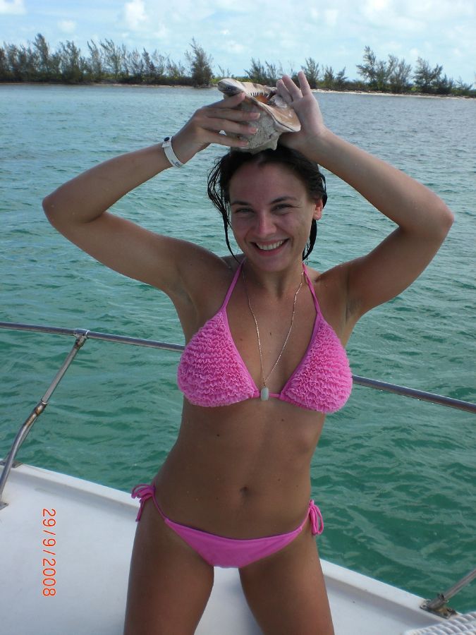 bikini babes
