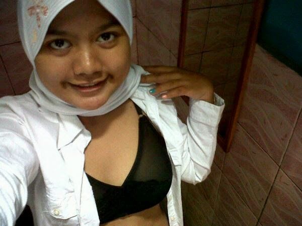 dangdut susu gede