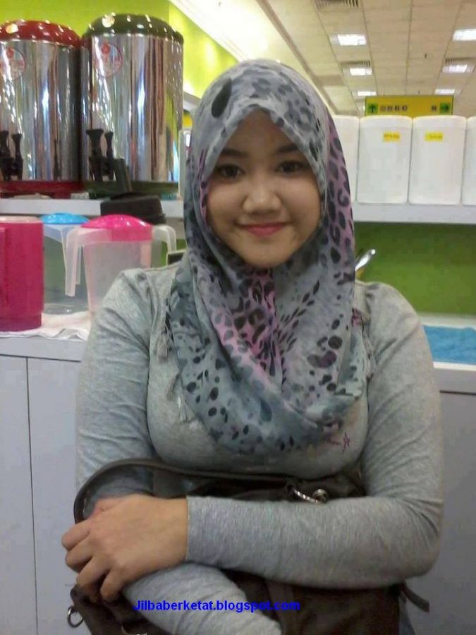 cewek montok