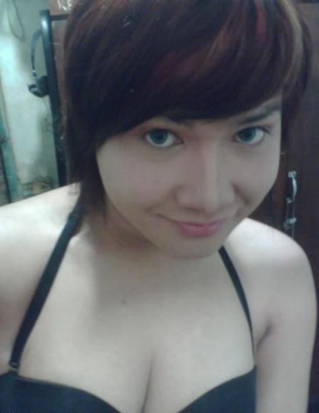 tocil pamer toket