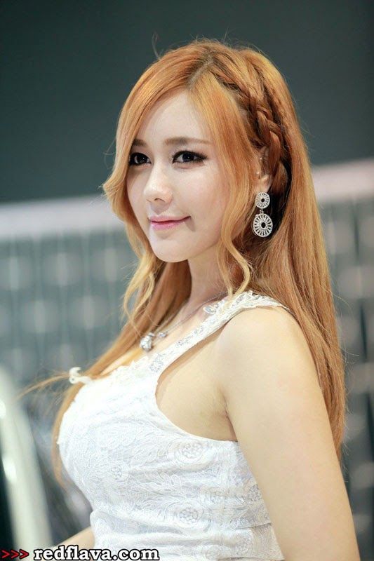 spg motor cantik