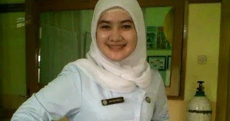 ngemut pentil susu