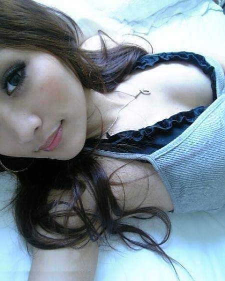 gadis jilbab toket gede