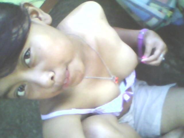 ngemut toket