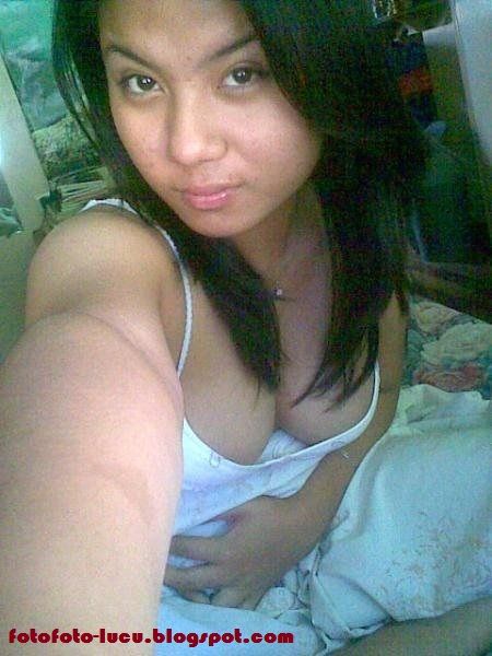 jilat memek