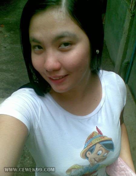 cewek bahenol