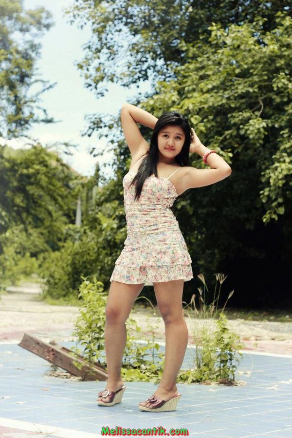 wanita bahenol