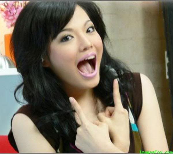 wanita bugil