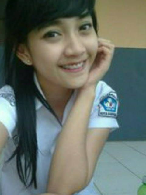 cewek cantik