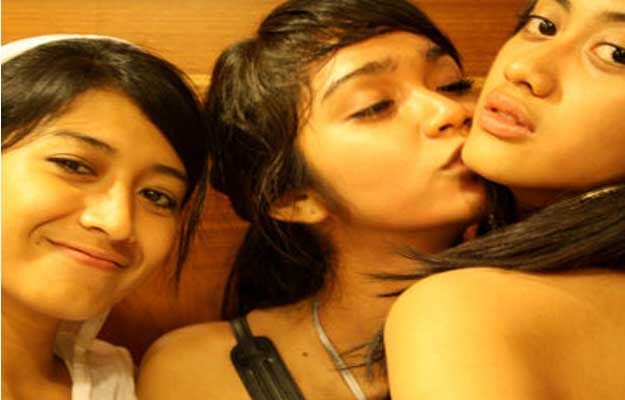 memek lesbi