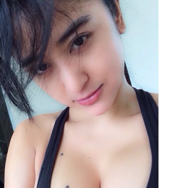 dewi persik telanjang bulat