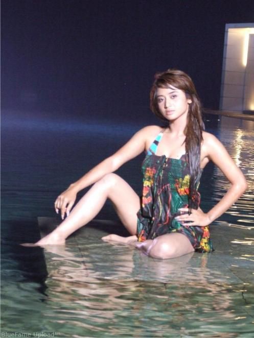 dewi persik instagram