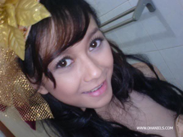foto agnes monica tanpa busana