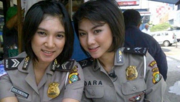 gambar polwan