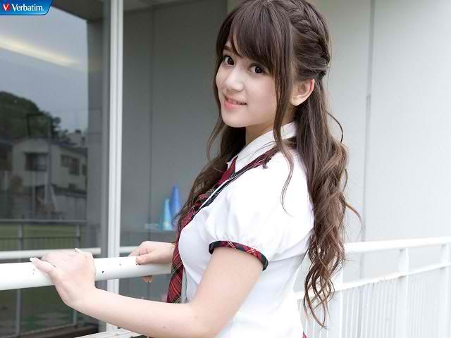 cewek cantik