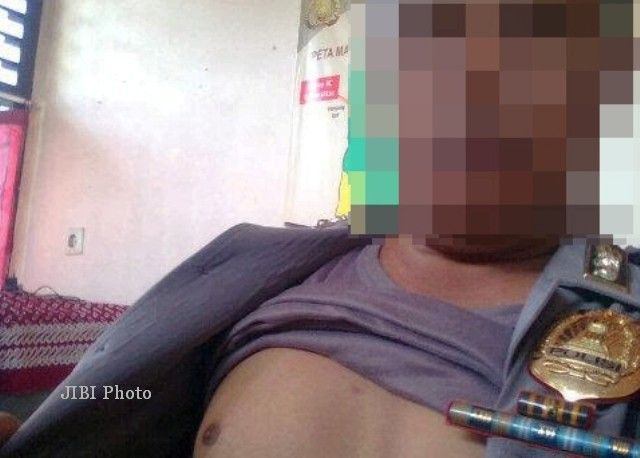 memek polwan cantik