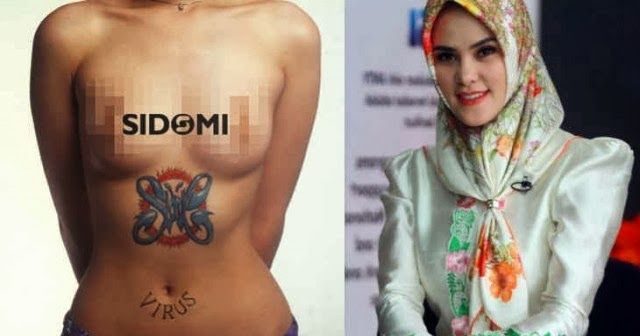 memek bugil lagi ngangkang