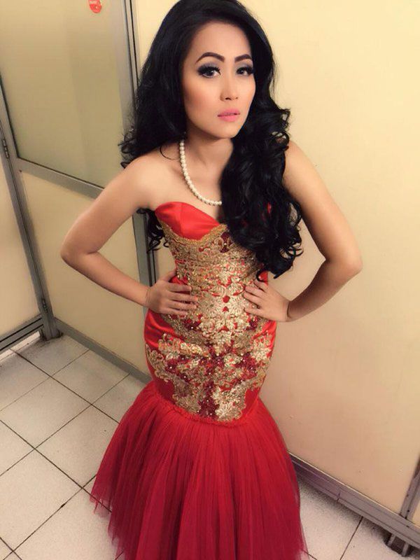 puting payudara cewek jilbab