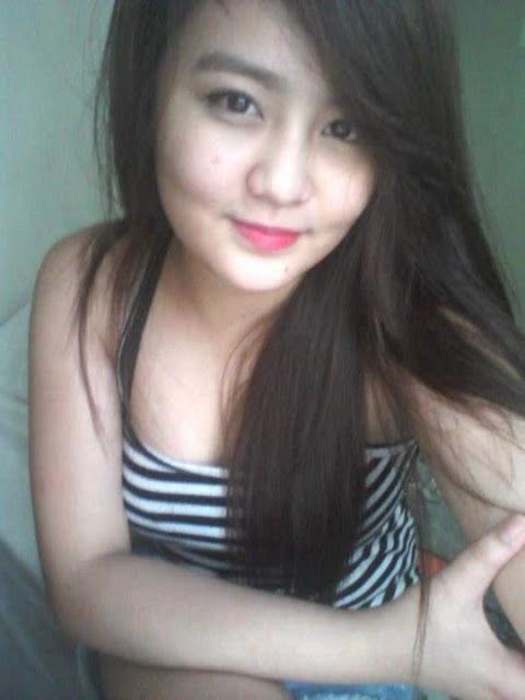 gadis cantik montok