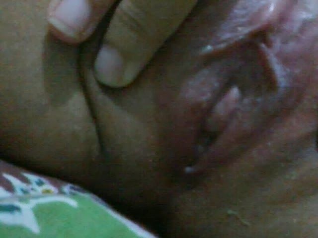 memek ngangkang