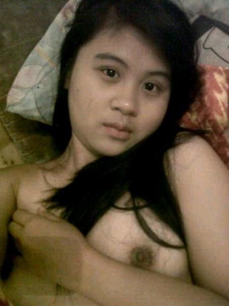 jilbab pamer memek