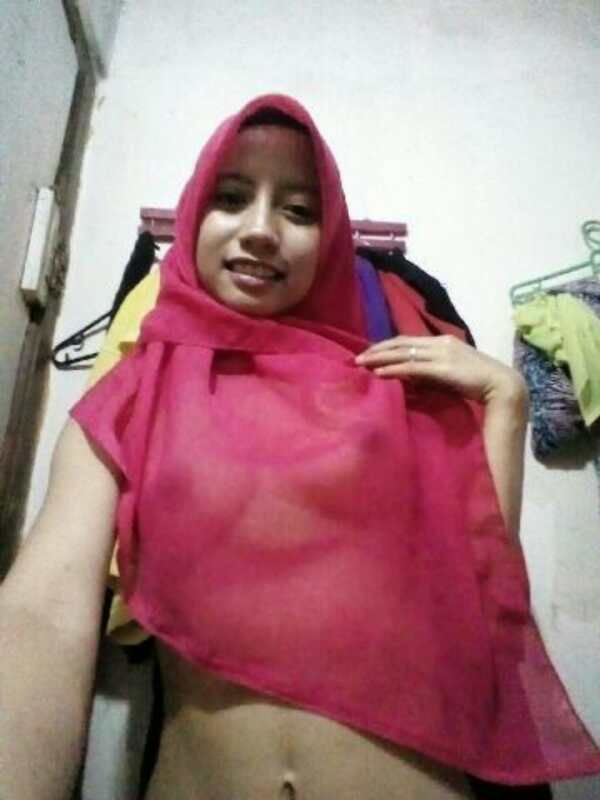 jilbab ngentot