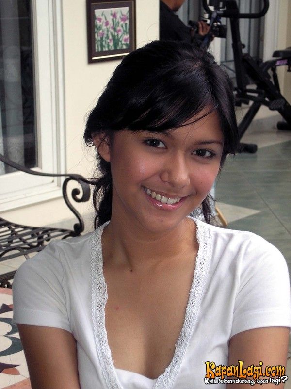 lydia kandou agama
