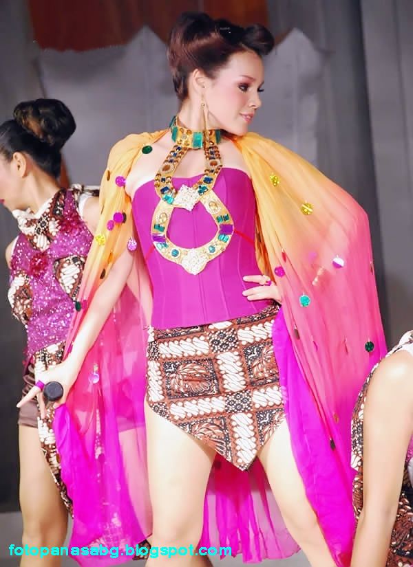 ngintip paha mulus