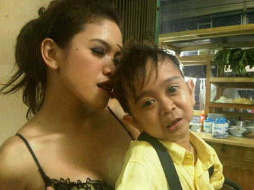 foto payudara jupe diremas