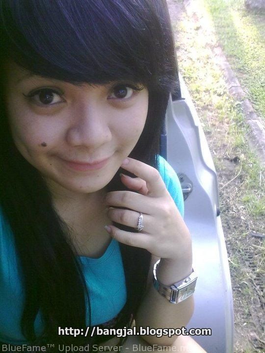 wanita bugil