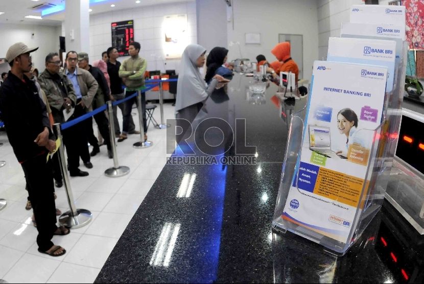 gaji pegawai bank bri