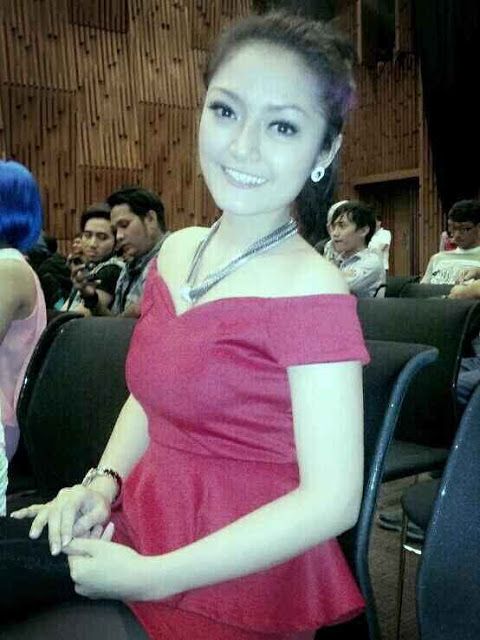 foto cewek indonesia pamer memek