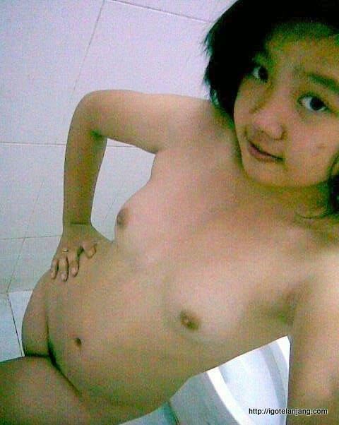 cewek ngocok pake timun
