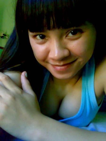 cewek imut