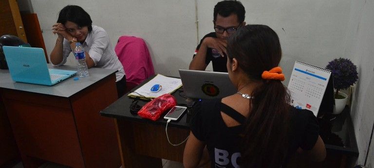 apapun foto wanita tanpa busana