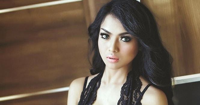 shinta bachir tanpa bra