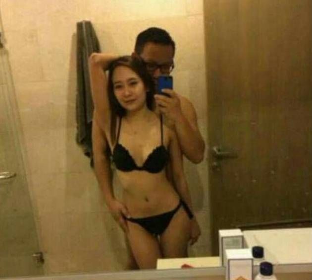 cewek jilbab bugil