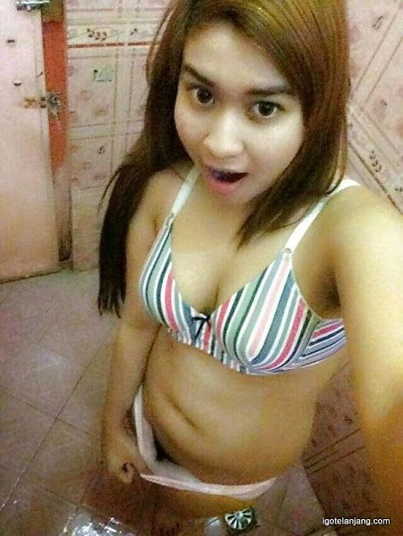 cewek imut
